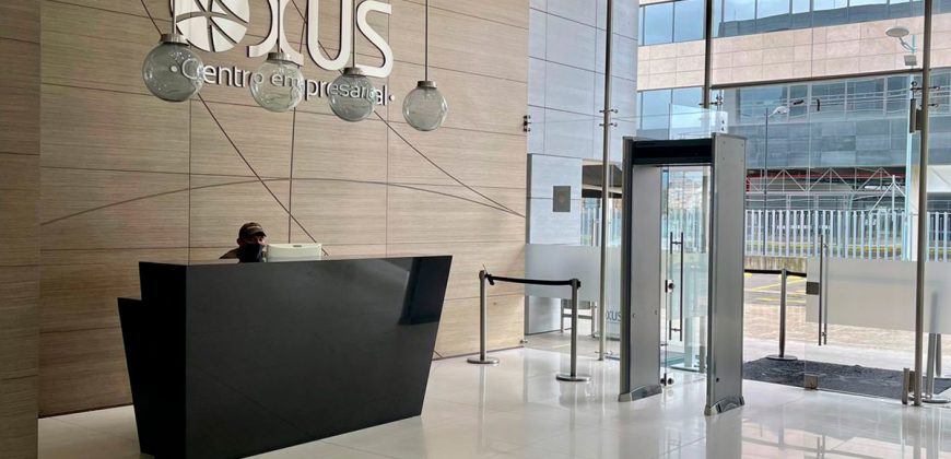 Oficina 209 – OXUS Centro Empresarial – Chía